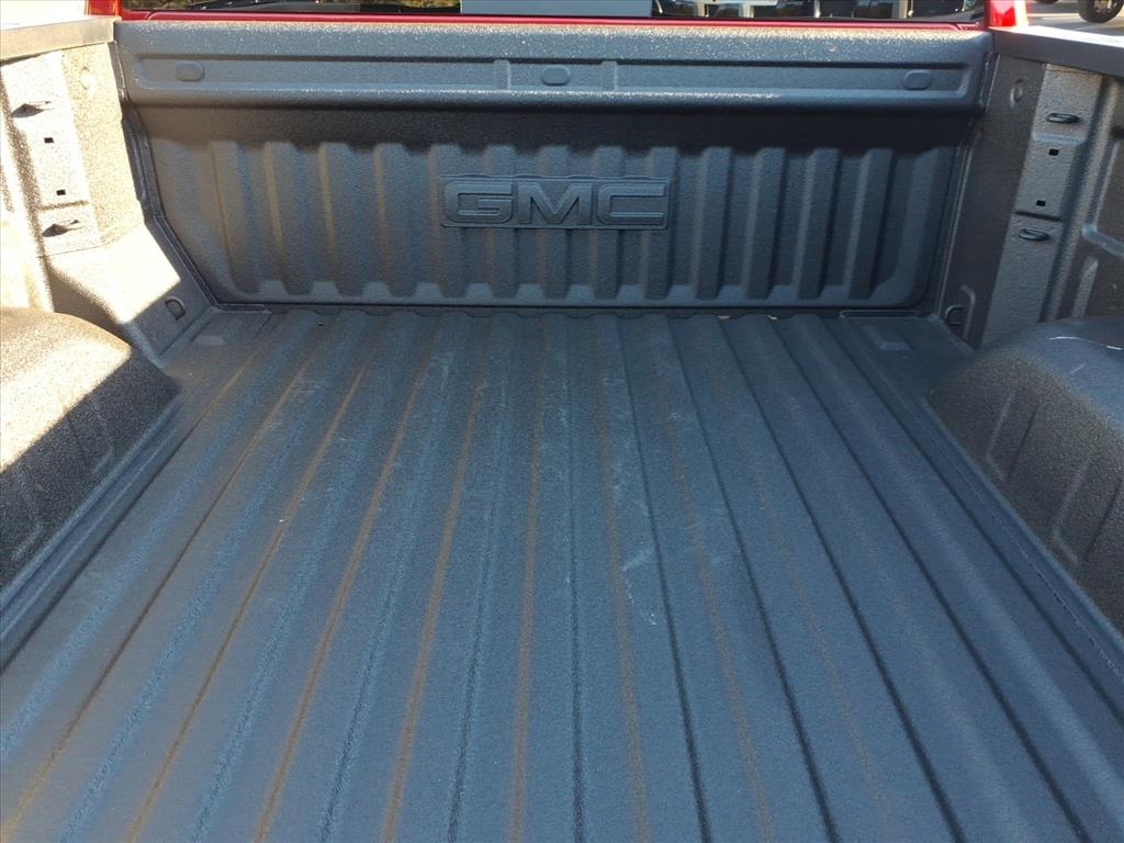 GMC Sierra 1500 4WD Crew Cab 147" AT4X 2026 GMC Sierra 1500 4WD Crew Cab 147" AT4X 2026