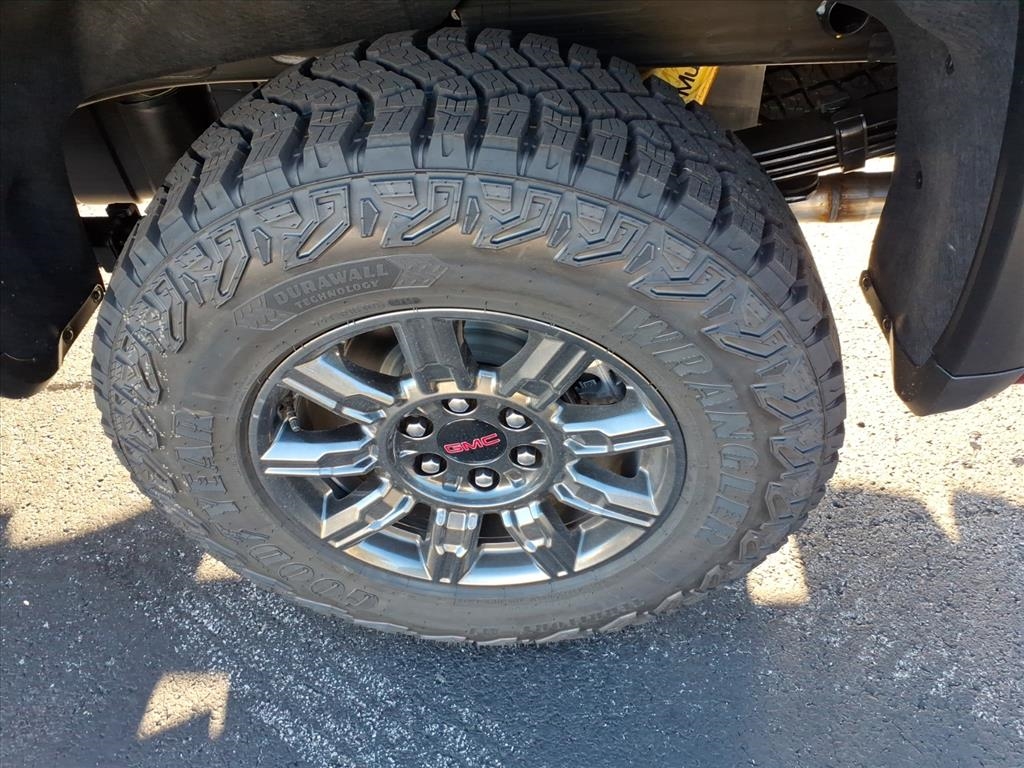 GMC Sierra 1500 4WD Crew Cab 147" AT4X 2026 GMC Sierra 1500 4WD Crew Cab 147" AT4X 2026