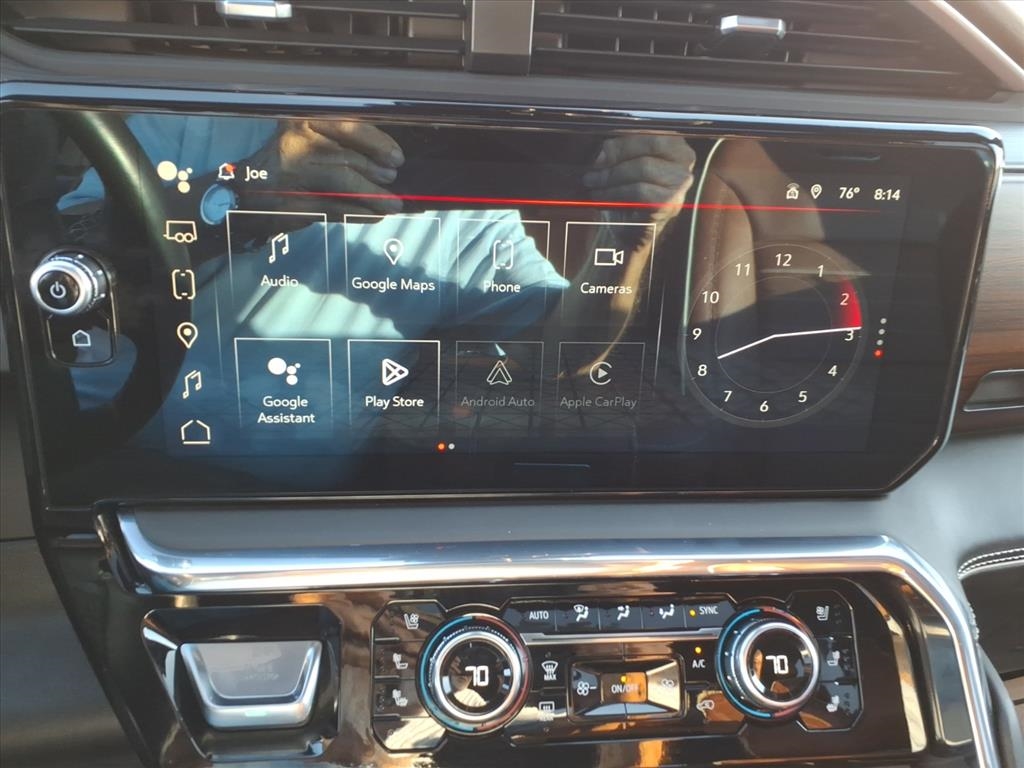 GMC Sierra 1500 4WD Crew Cab 147" Denali Ultimate 2024 GMC Sierra 1500 4WD Crew Cab 147" Denali Ultimate 2024