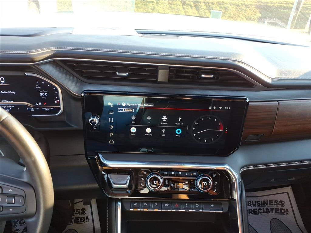 GMC Sierra 1500 4WD Crew Cab 147" Denali Ultimate 2024 GMC Sierra 1500 4WD Crew Cab 147" Denali Ultimate 2024