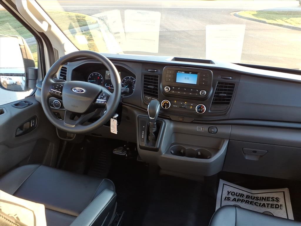 Ford Transit Passenger Wagon T-350 148" Med Roof XLT RWD 2024 Ford Transit Passenger Wagon T-350 148" Med Roof XLT RWD 2024