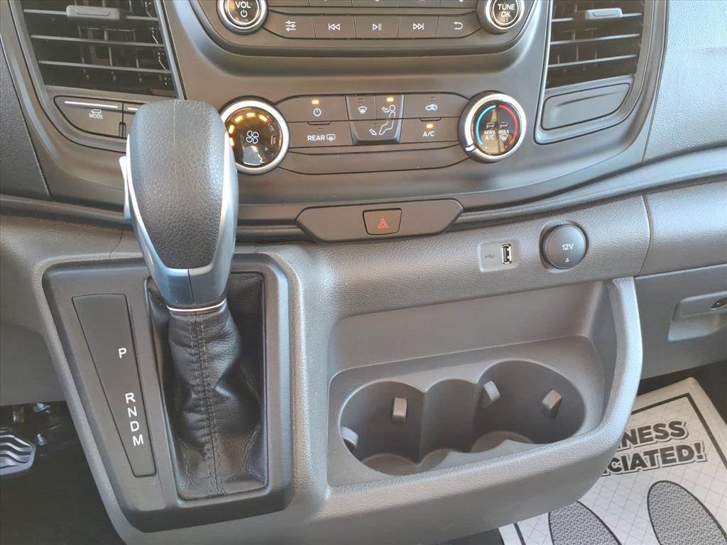 Ford Transit Passenger Wagon T-350 148" Med Roof XLT RWD 2024 Ford Transit Passenger Wagon T-350 148" Med Roof XLT RWD 2024