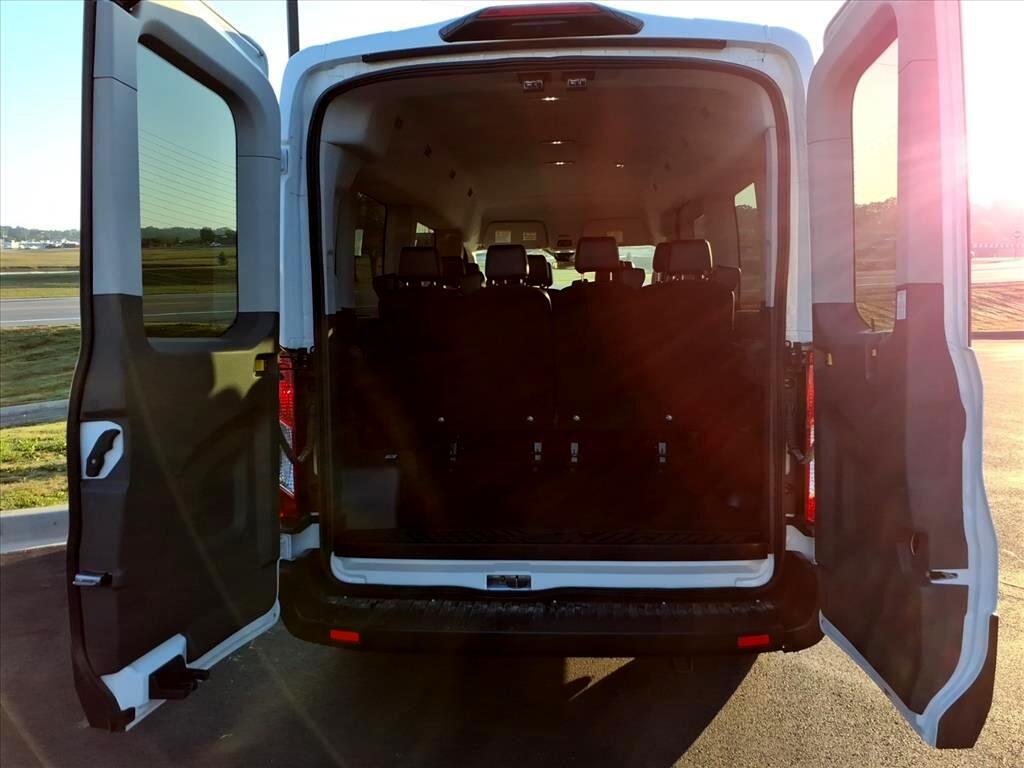 Ford Transit Passenger Wagon T-350 148" Med Roof XLT RWD 2024