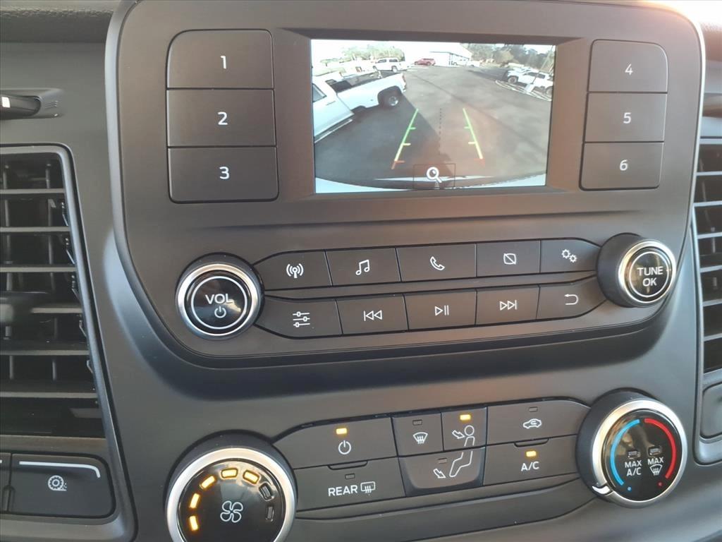 Ford Transit Passenger Wagon T-350 148" Med Roof XLT RWD 2024