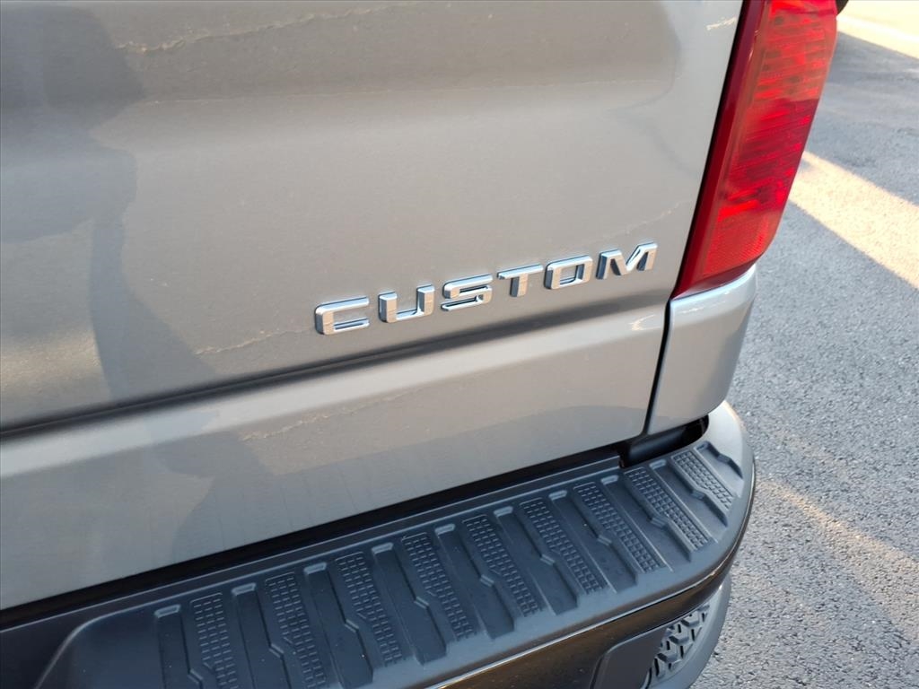 Chevrolet Silverado 1500 4WD Crew Cab 147" Custom Trail Boss 2026 Chevrolet Silverado 1500 4WD Crew Cab 147" Custom Trail Boss 2026