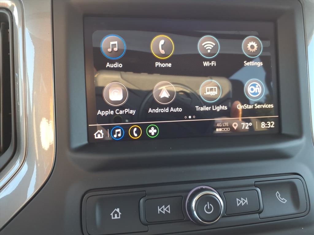 Chevrolet Silverado 1500 4WD Crew Cab 147" Custom Trail Boss 2026