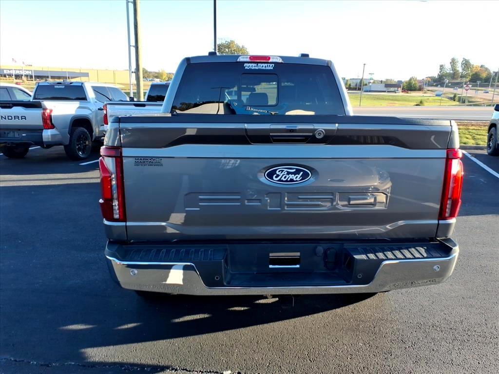 Ford F-150 Lariat 4WD SuperCrew 5.5' Box 2024