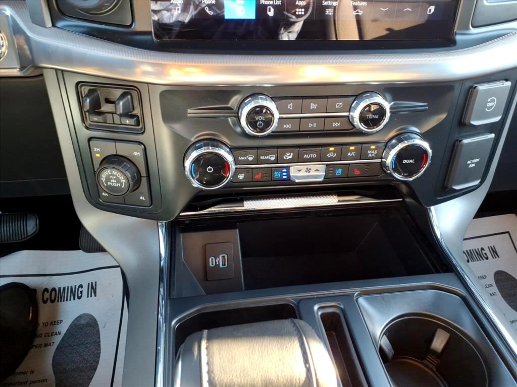 Ford F-150 Lariat 4WD SuperCrew 5.5' Box 2024