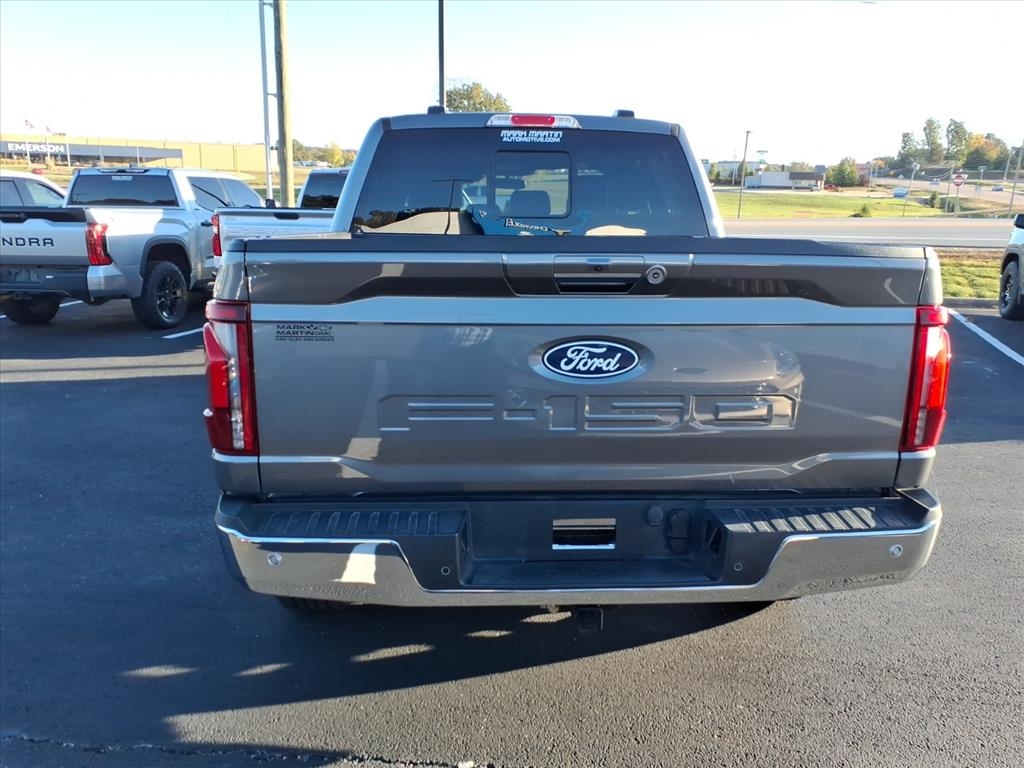 Ford F-150 Lariat 4WD SuperCrew 5.5' Box 2024