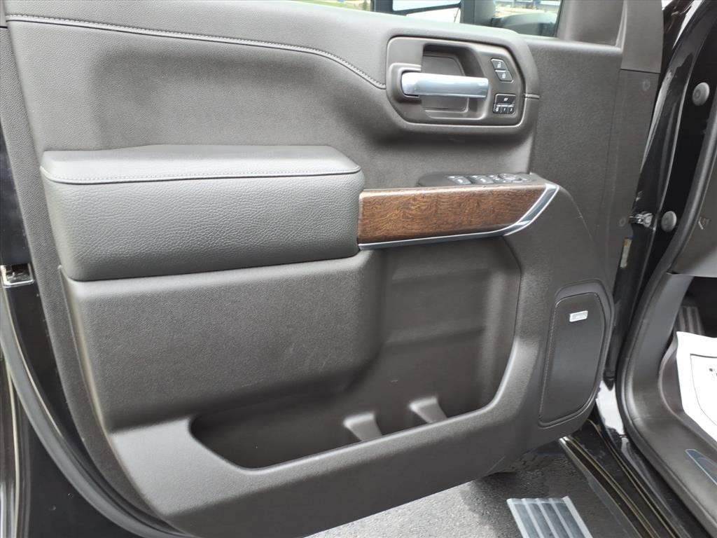 GMC Sierra 2500HD 4WD Crew Cab 159" Denali 2023