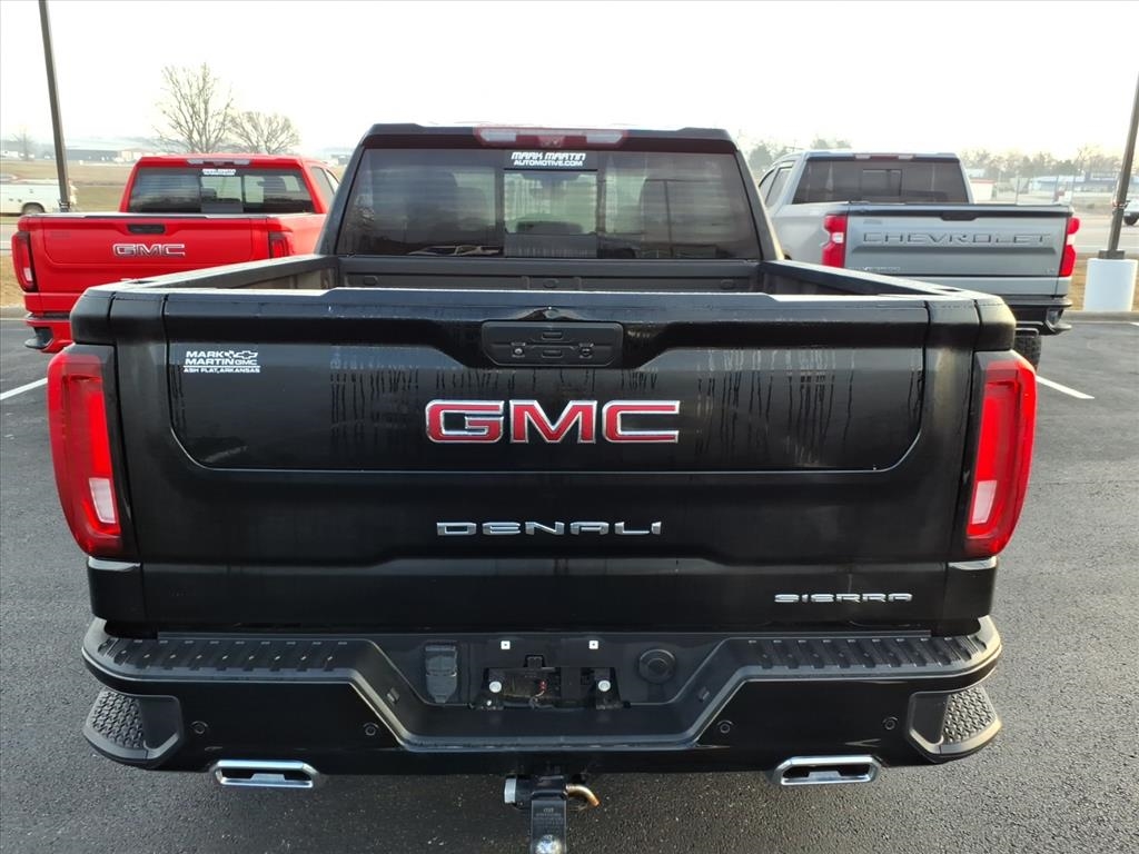 GMC Sierra 1500 4WD Crew Cab 147" Denali 2021