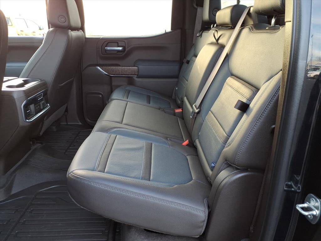 GMC Sierra 1500 4WD Crew Cab 147" Denali 2021