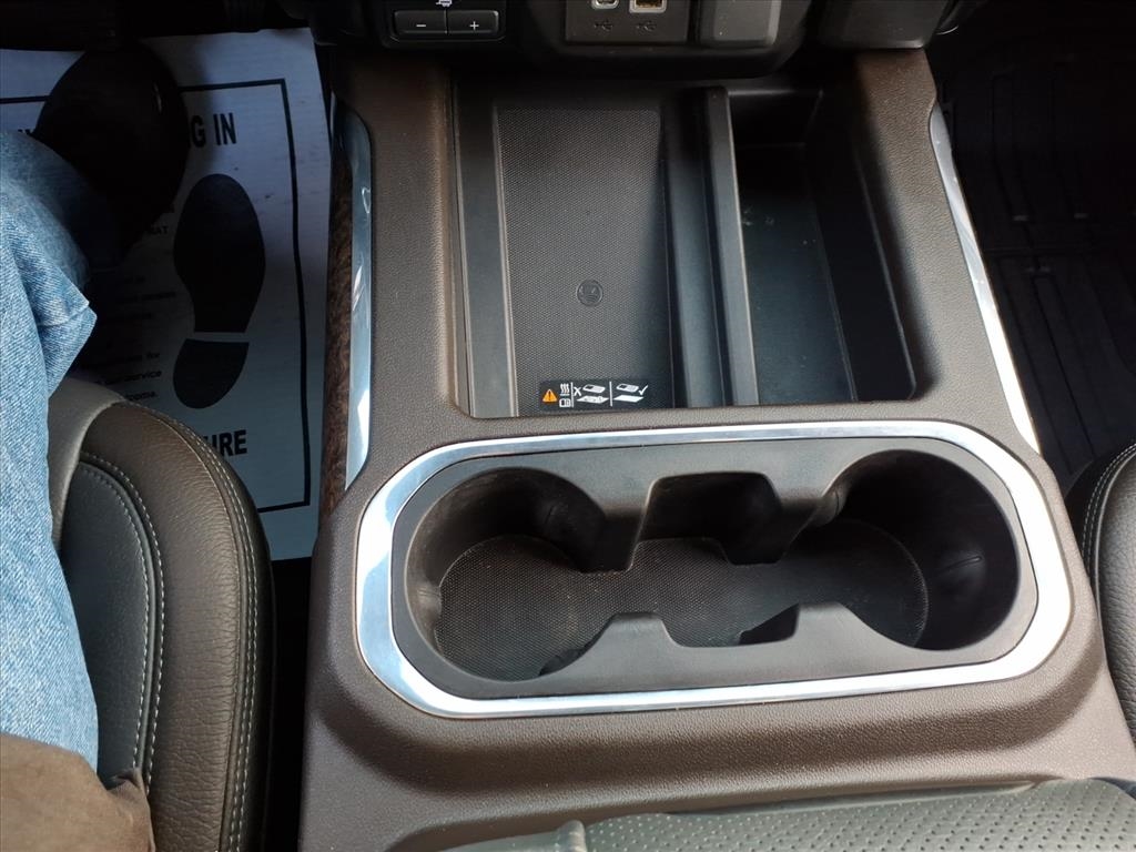 GMC Sierra 1500 4WD Crew Cab 147" Denali 2021