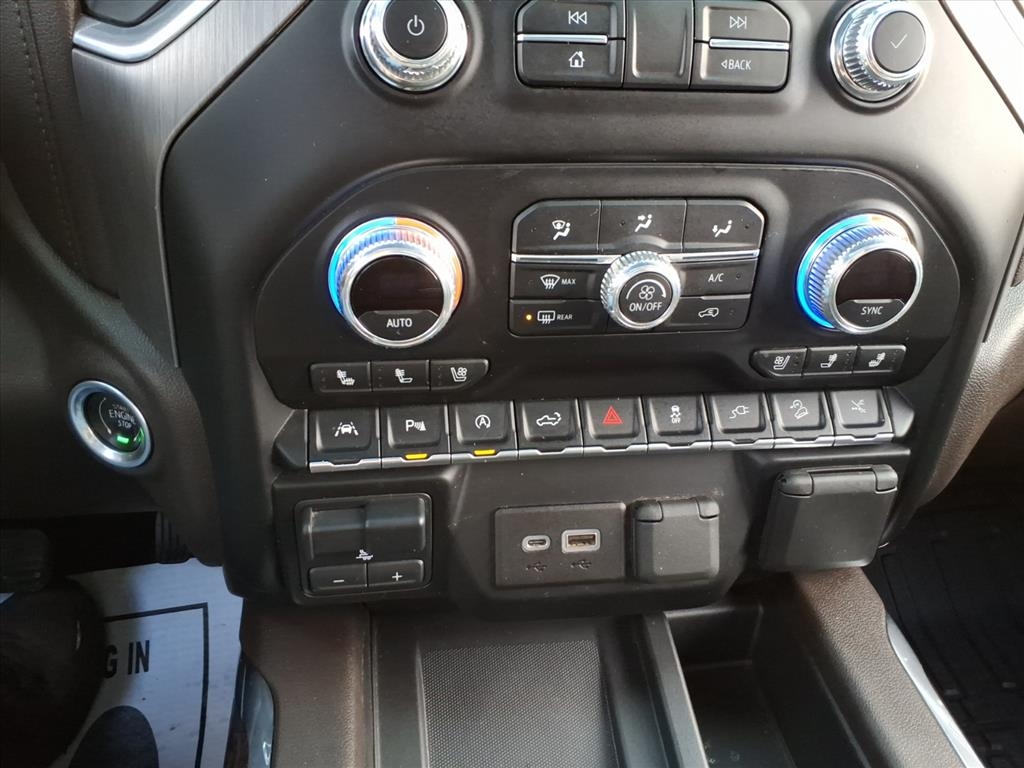 GMC Sierra 1500 4WD Crew Cab 147" Denali 2021