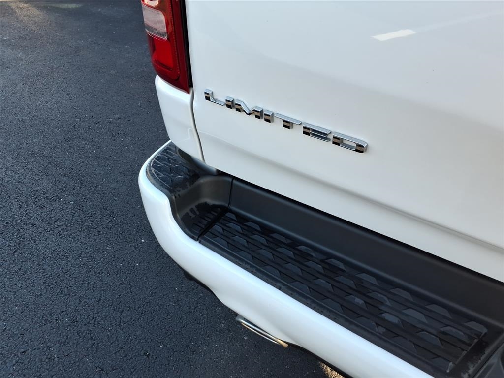 RAM 1500 Limited 4x4 Crew Cab 5'7" Box 2021