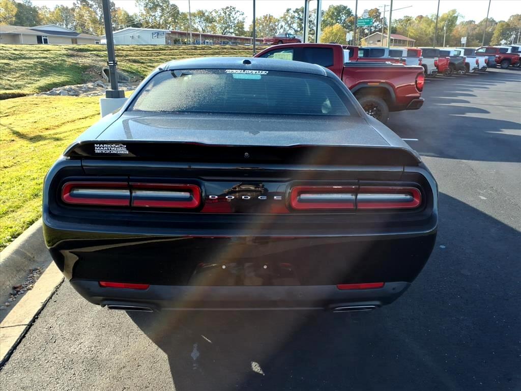 Dodge Challenger R/T RWD 2022