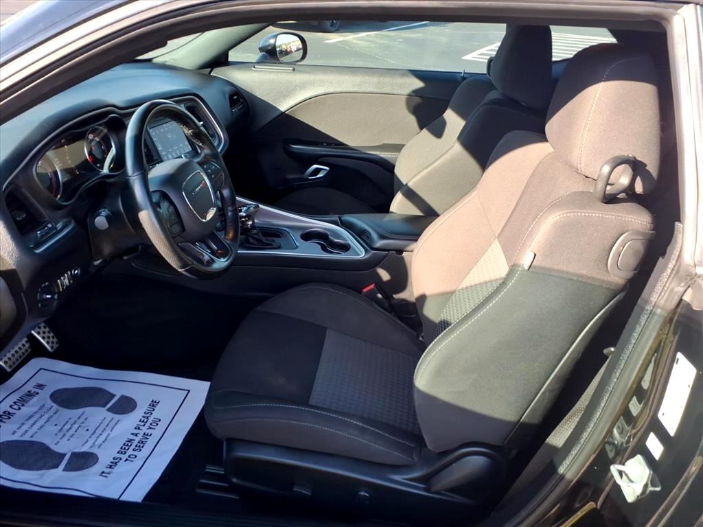 Dodge Challenger R/T RWD 2022