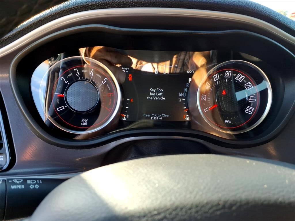 Dodge Challenger R/T RWD 2022