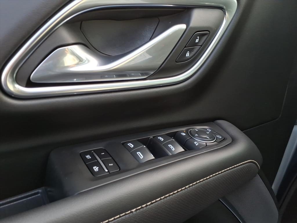 Chevrolet Tahoe 4WD 4dr Premier 2023