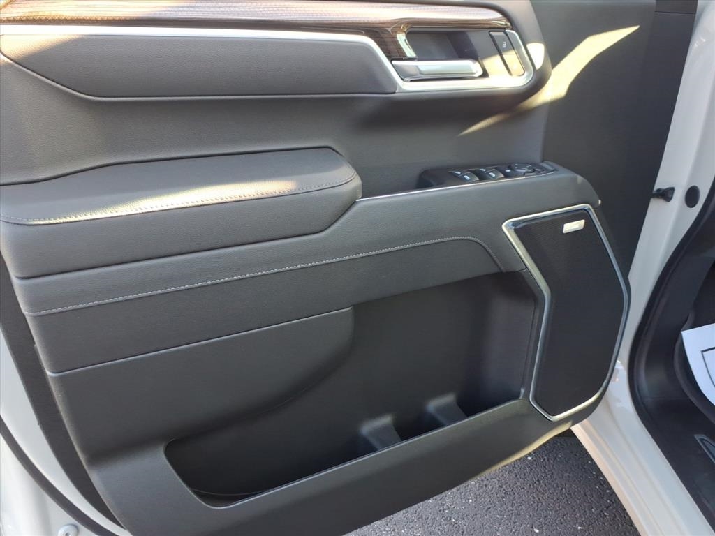 Chevrolet Silverado 1500 4WD Crew Cab 147" RST 2026