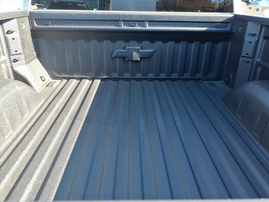 Chevrolet Silverado 1500 4WD Crew Cab 147" RST 2026