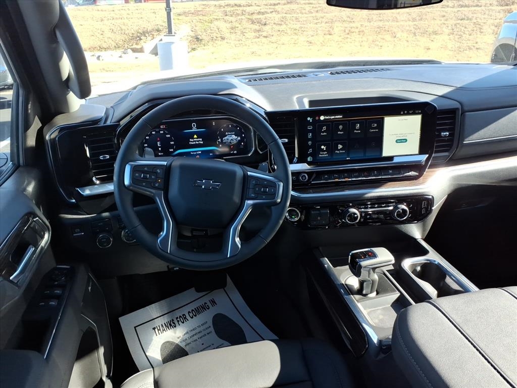 Chevrolet Silverado 1500 4WD Crew Cab 147" RST 2026