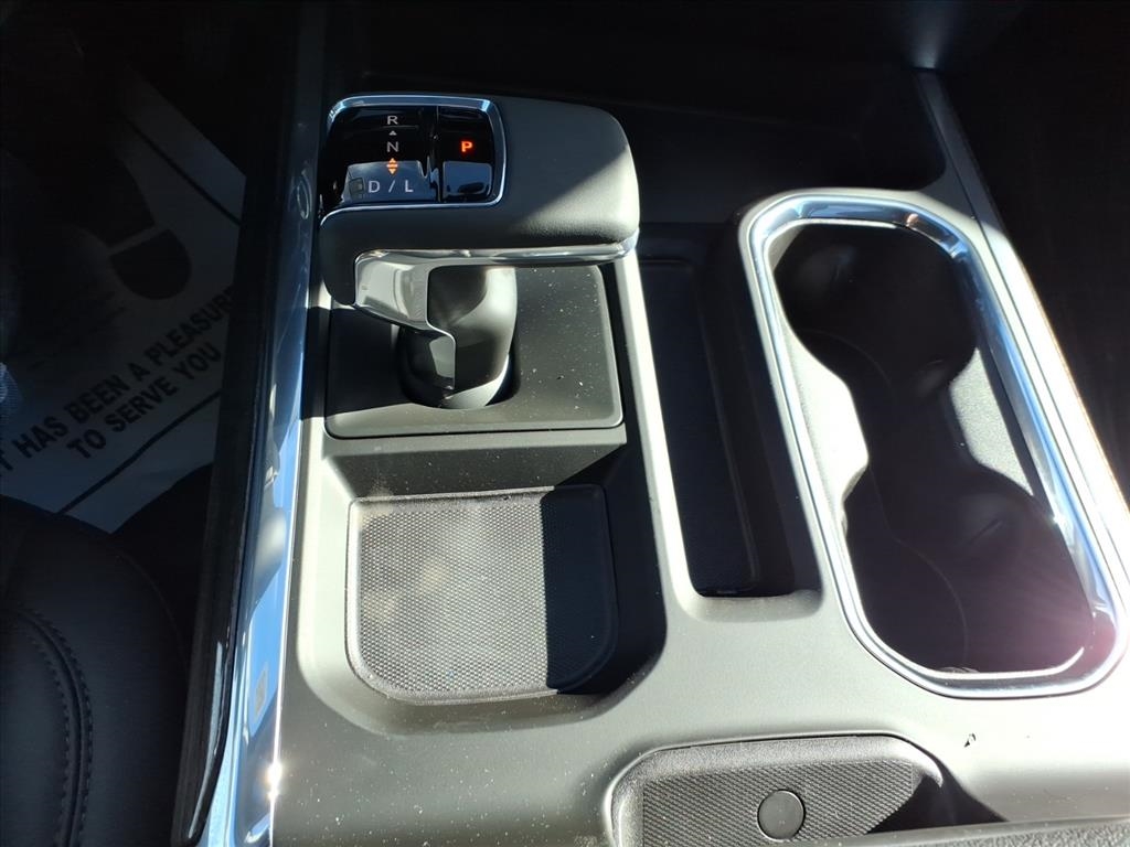 Chevrolet Silverado 1500 4WD Crew Cab 147" RST 2026