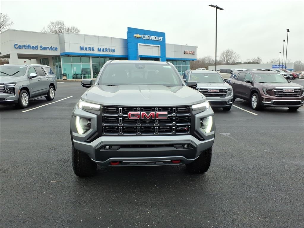 GMC Canyon 4WD Crew Cab AT4 2026