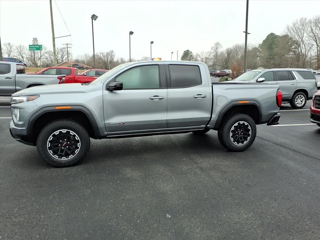 GMC Canyon 4WD Crew Cab AT4 2026