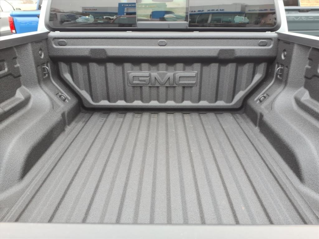 GMC Canyon 4WD Crew Cab AT4 2026