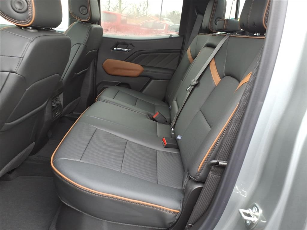 GMC Canyon 4WD Crew Cab AT4 2026