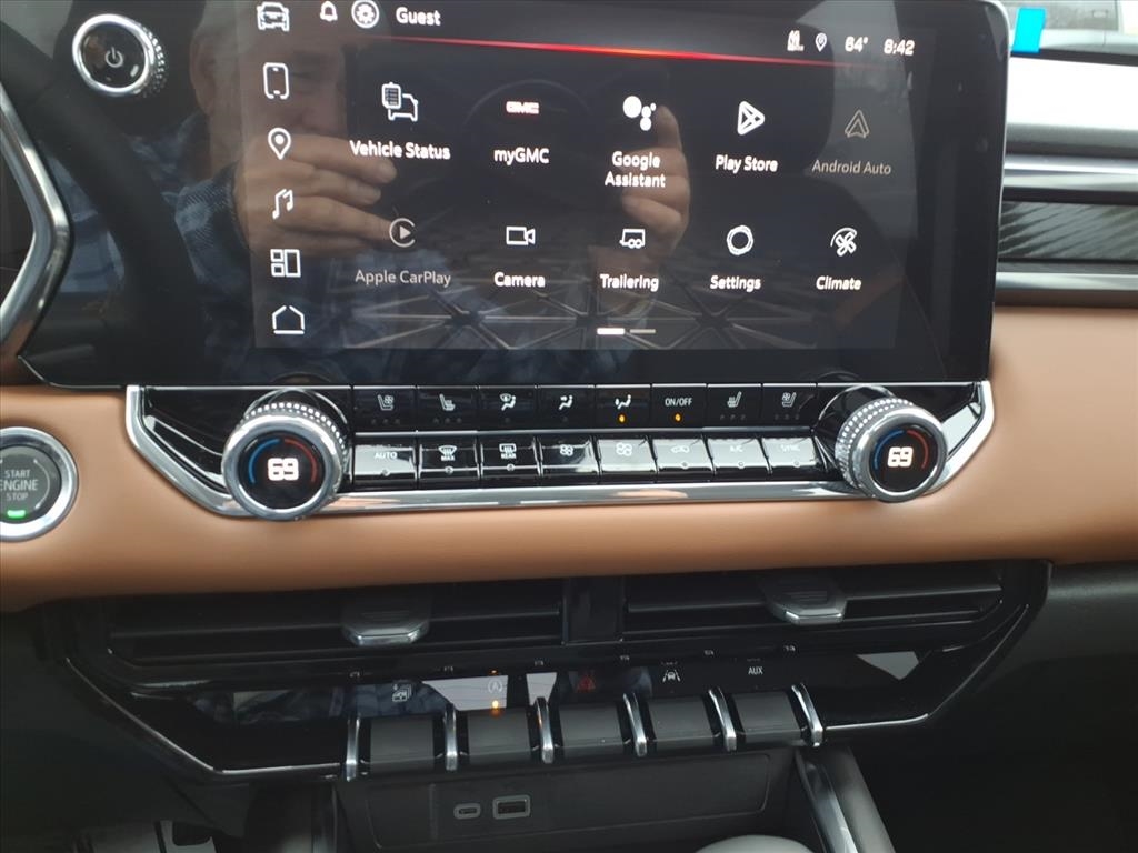 GMC Canyon 4WD Crew Cab AT4 2026