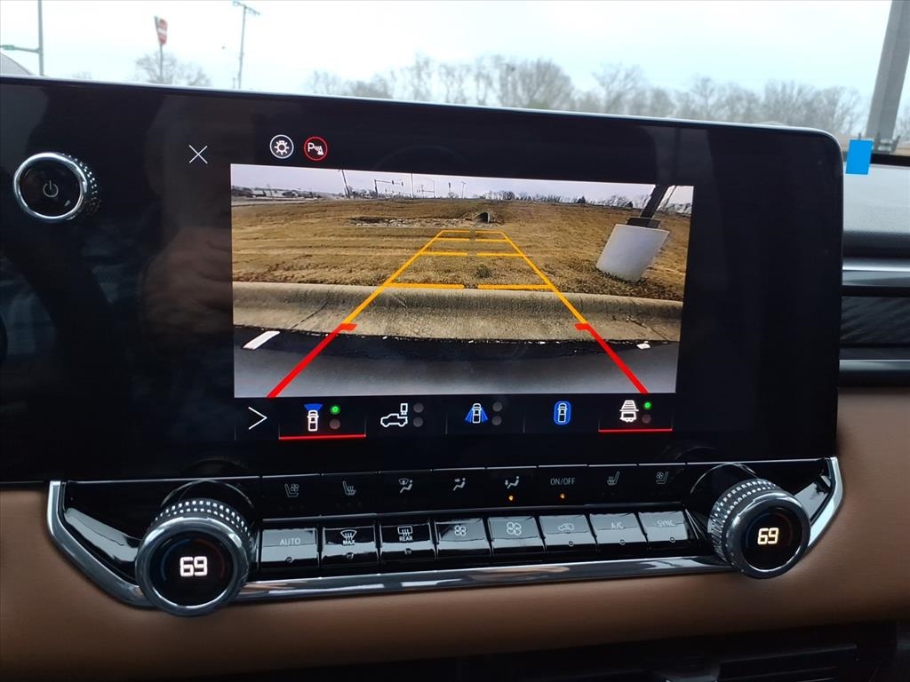 GMC Canyon 4WD Crew Cab AT4 2026