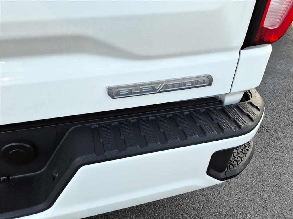 GMC Sierra 1500 4WD Crew Cab 157" Elevation 2026