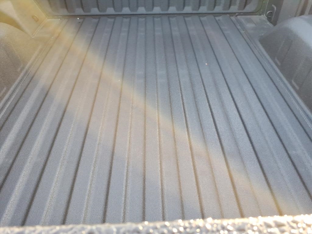 GMC Sierra 1500 4WD Crew Cab 157" Elevation 2026