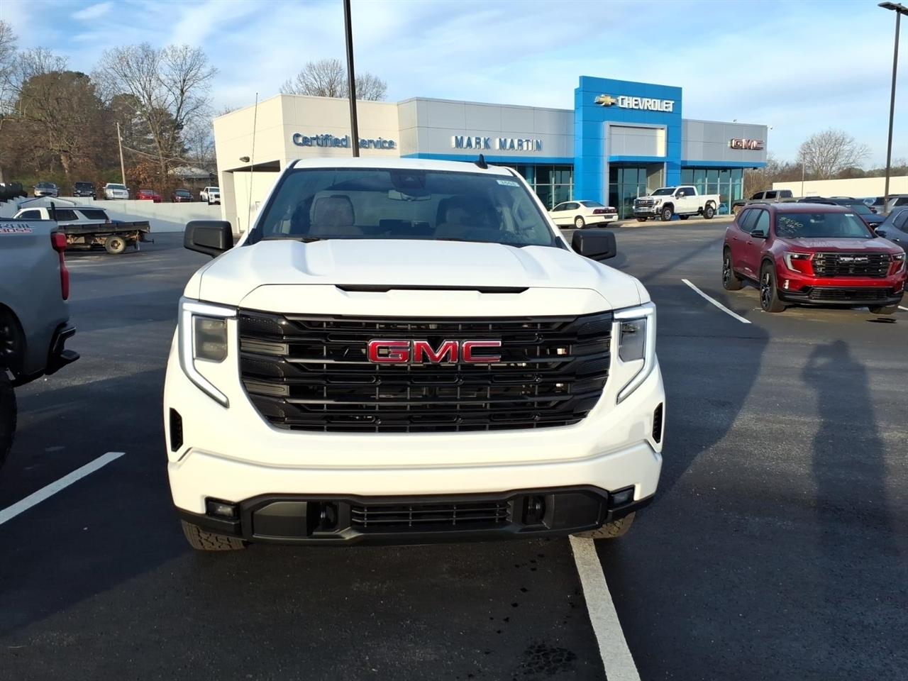 GMC Sierra 1500 4WD Crew Cab 157" Elevation 2026