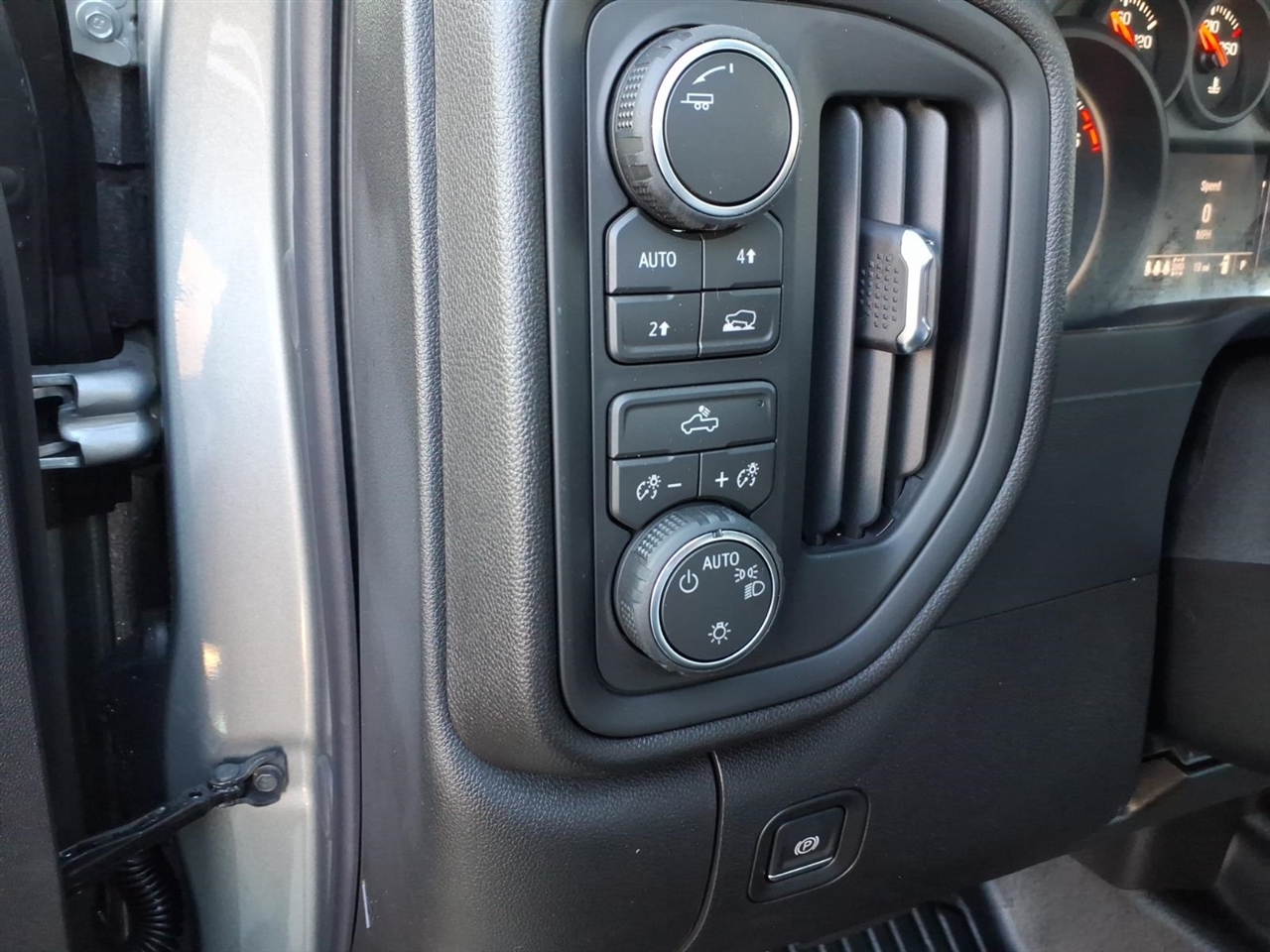 Chevrolet Silverado 1500 4WD Crew Cab 147" Work Truck 2026