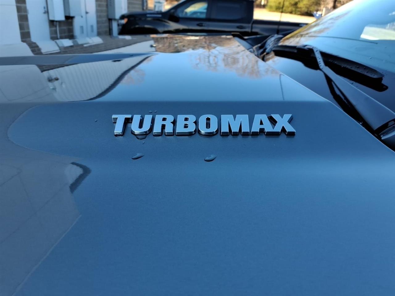 Chevrolet Silverado 1500 4WD Crew Cab 147" Work Truck 2026