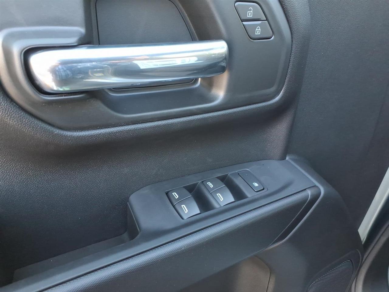 Chevrolet Silverado 1500 4WD Crew Cab 147" Work Truck 2026