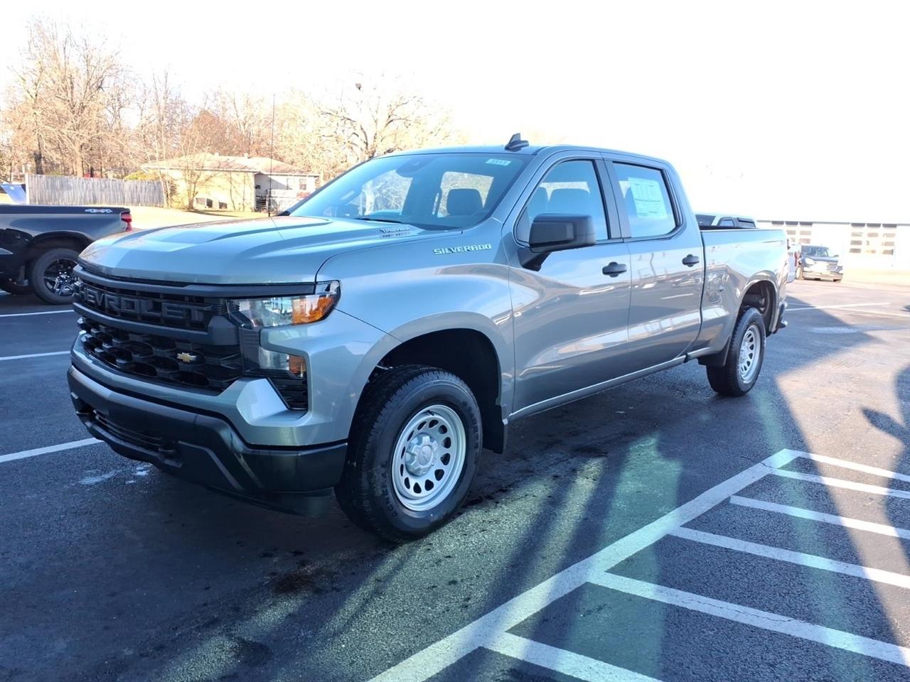 Chevrolet Silverado 1500 4WD Crew Cab 147" Work Truck 2026