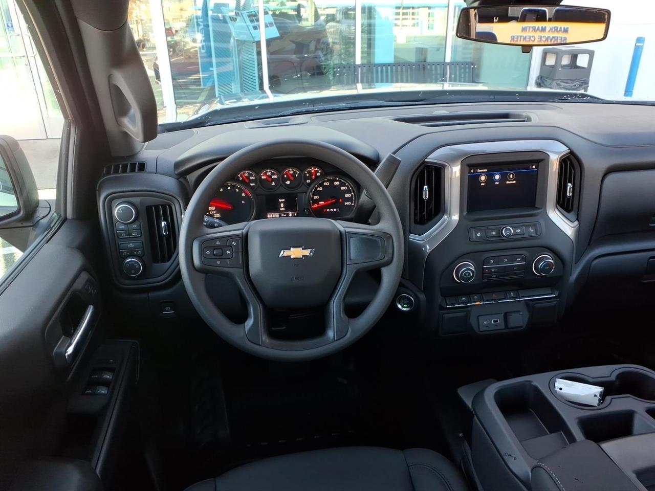 Chevrolet Silverado 1500 4WD Crew Cab 147" Work Truck 2026