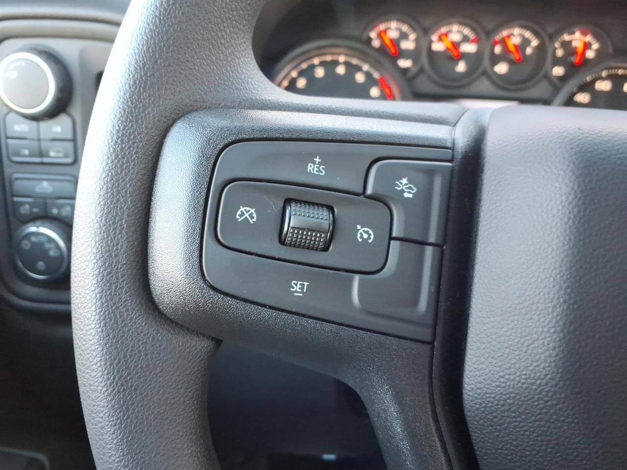 Chevrolet Silverado 1500 4WD Crew Cab 147" Work Truck 2026