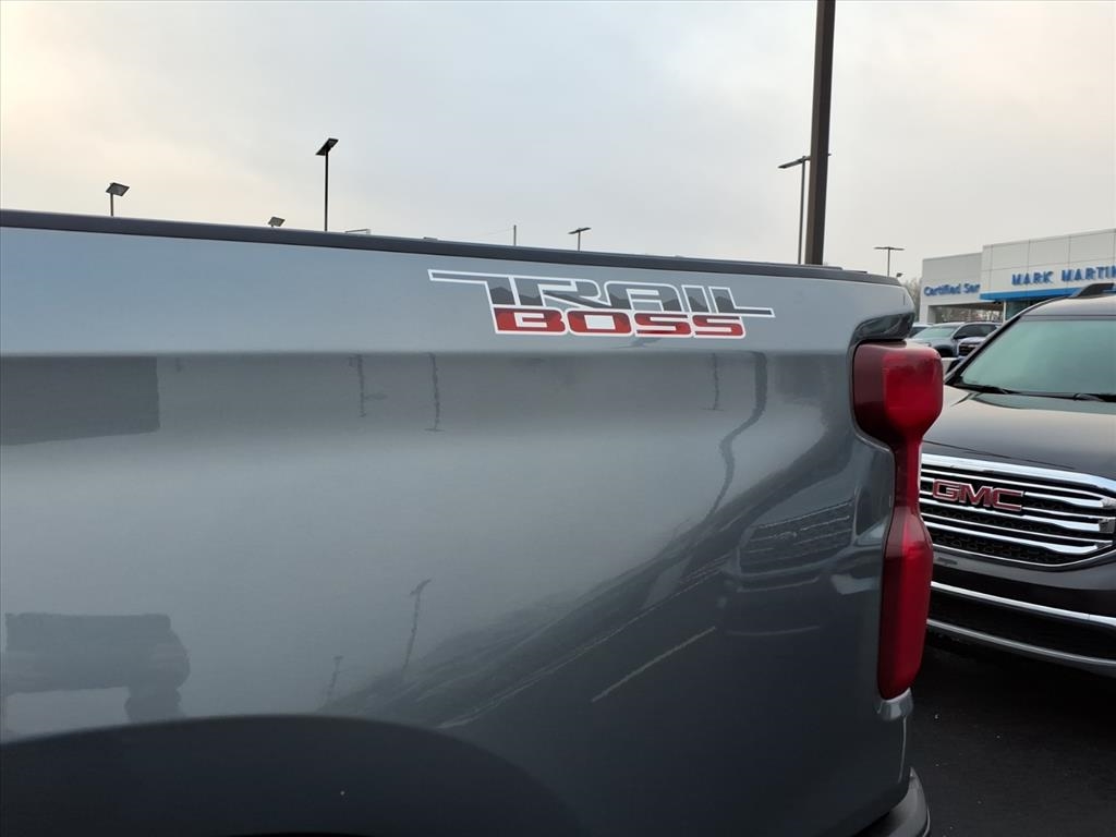 Chevrolet Silverado 1500 4WD Crew Cab 147" LT Trail Boss 2020