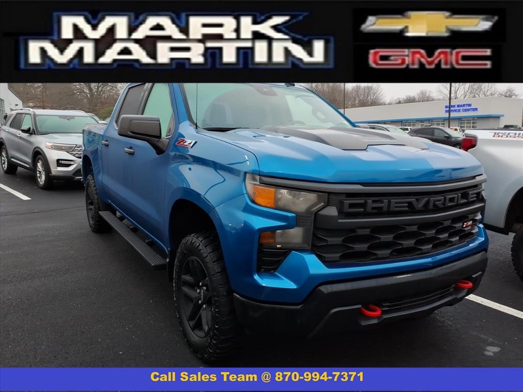 2022 Chevrolet Silverado 1500 4WD Crew Cab 147" Custom Trail Boss