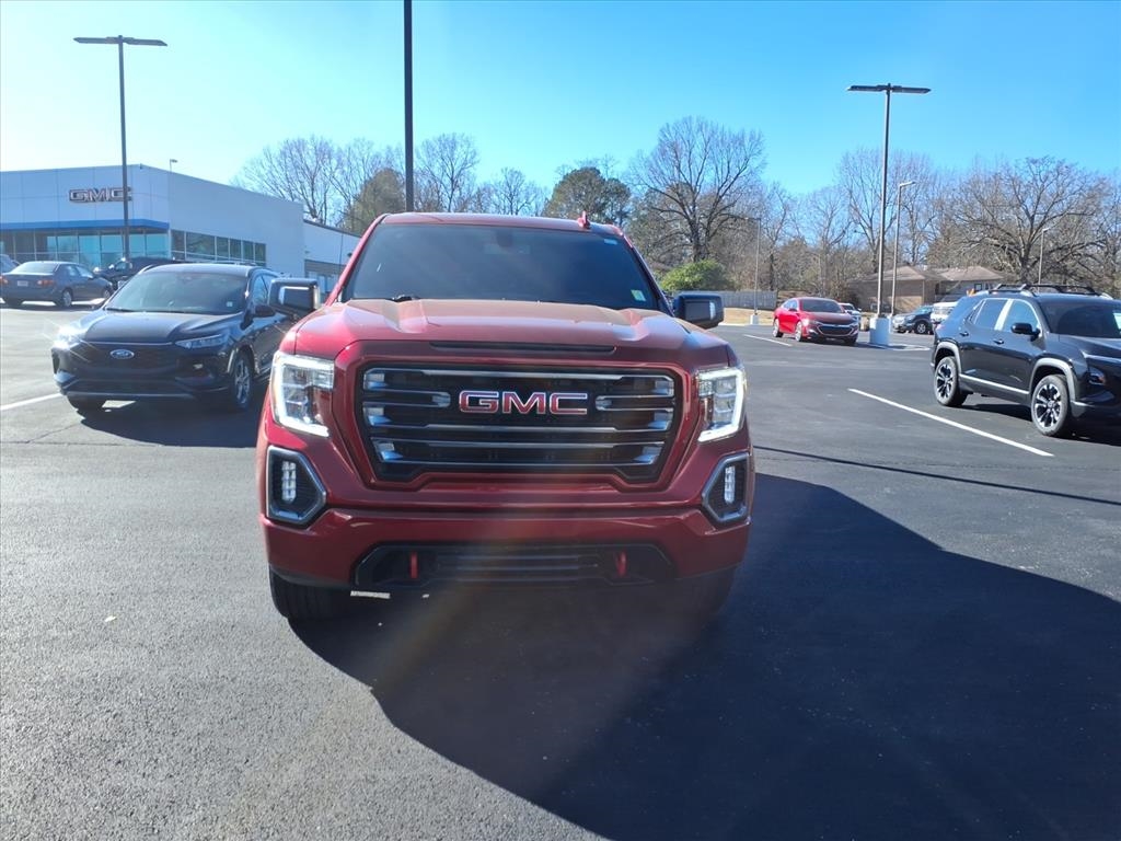 GMC Sierra 1500 4WD Crew Cab 147" AT4 2021