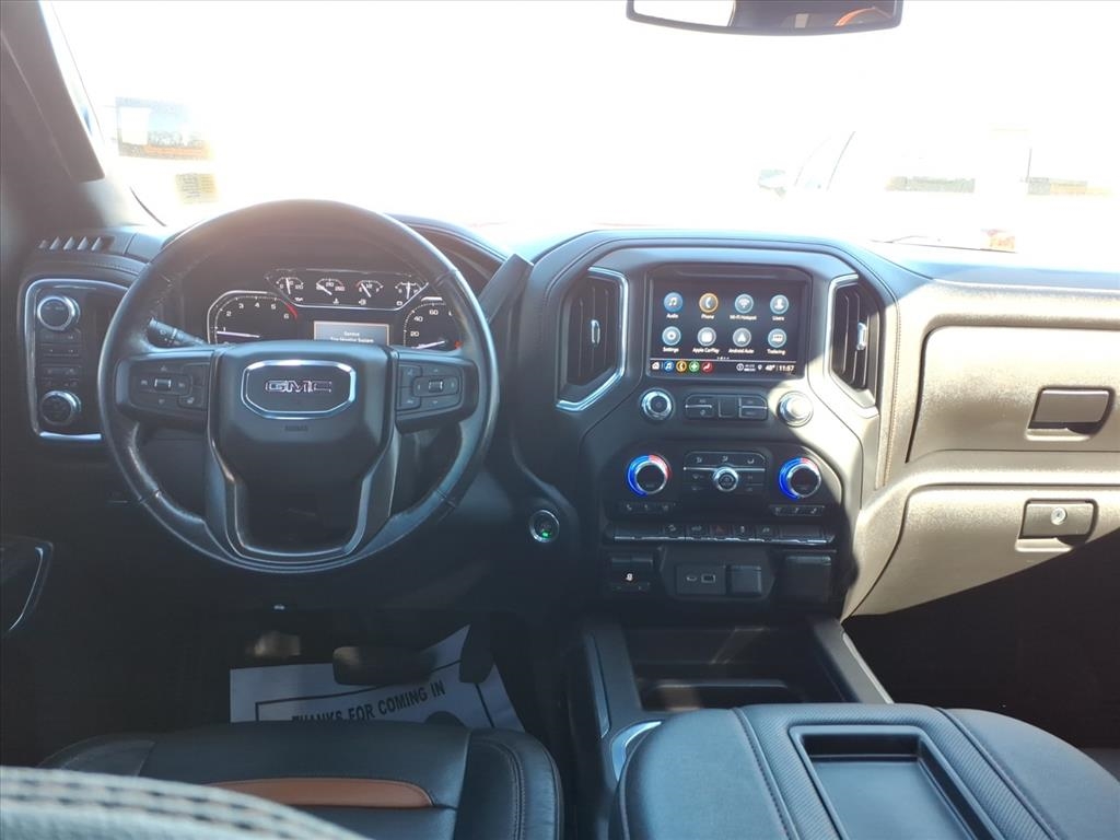 GMC Sierra 1500 4WD Crew Cab 147" AT4 2021