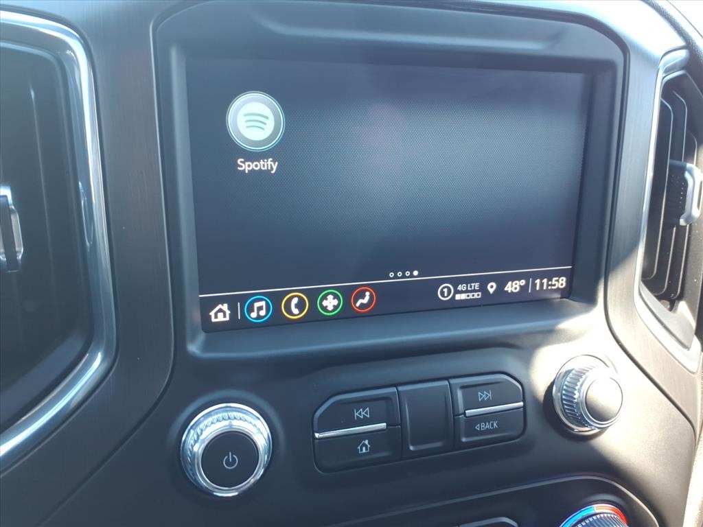 GMC Sierra 1500 4WD Crew Cab 147" AT4 2021