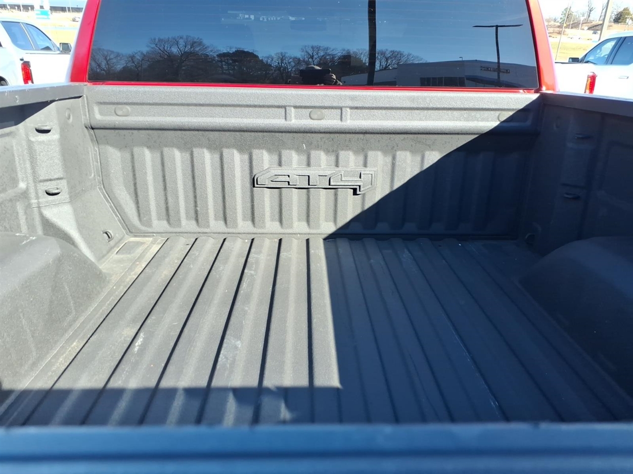 GMC Sierra 1500 4WD Crew Cab 147" AT4 2021