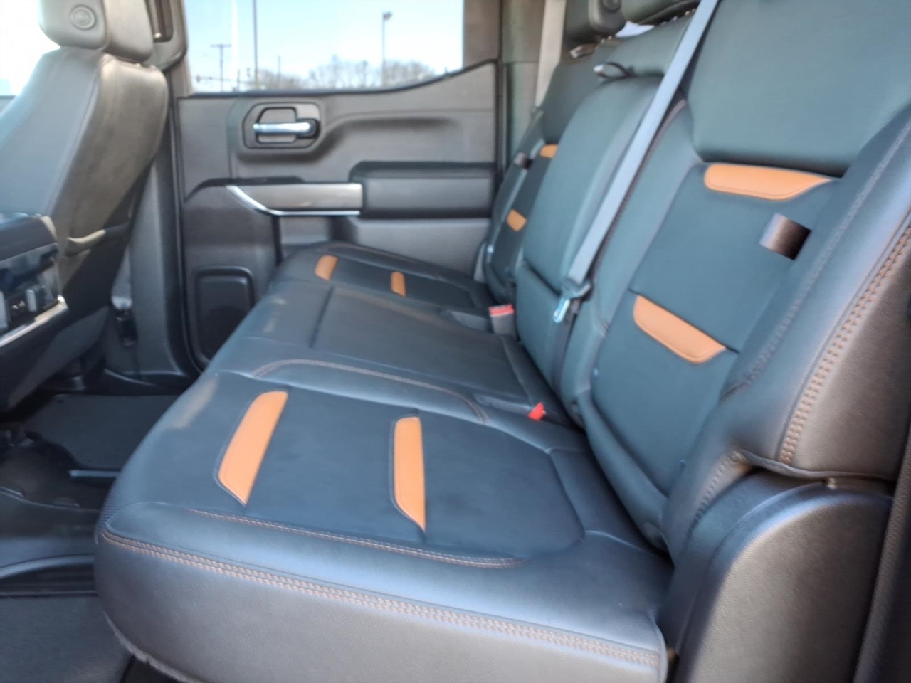 GMC Sierra 1500 4WD Crew Cab 147" AT4 2021