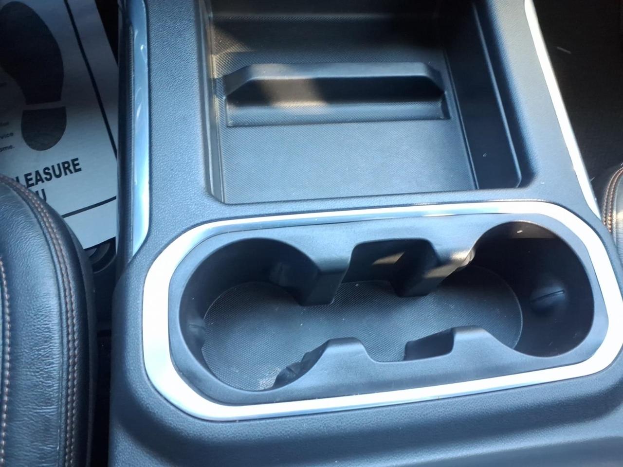 GMC Sierra 1500 4WD Crew Cab 147" AT4 2021